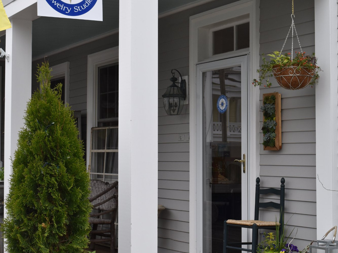 Maggie Lee Designs Jewelry Studio-Stonington必去景点