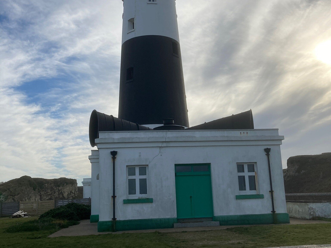 Alderney Coastal Path-Alderney必去景点