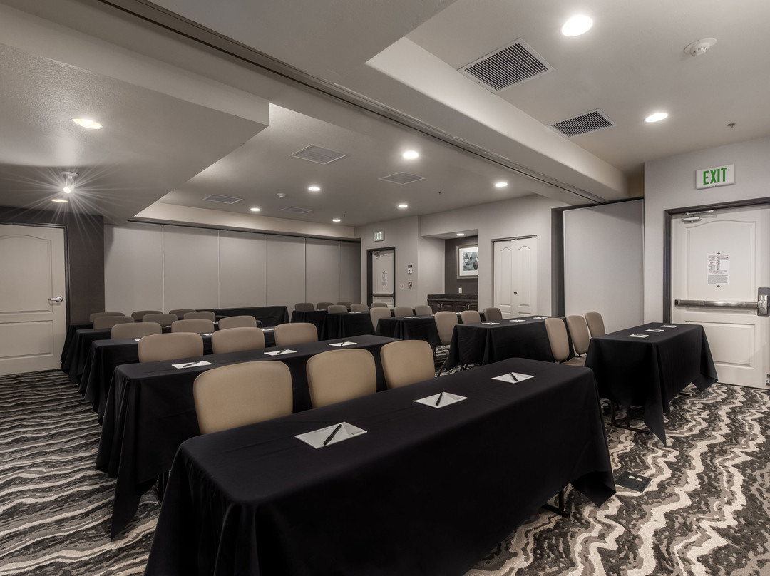 Staybridge Suites Salt Lake-West Valley City by IHG主图