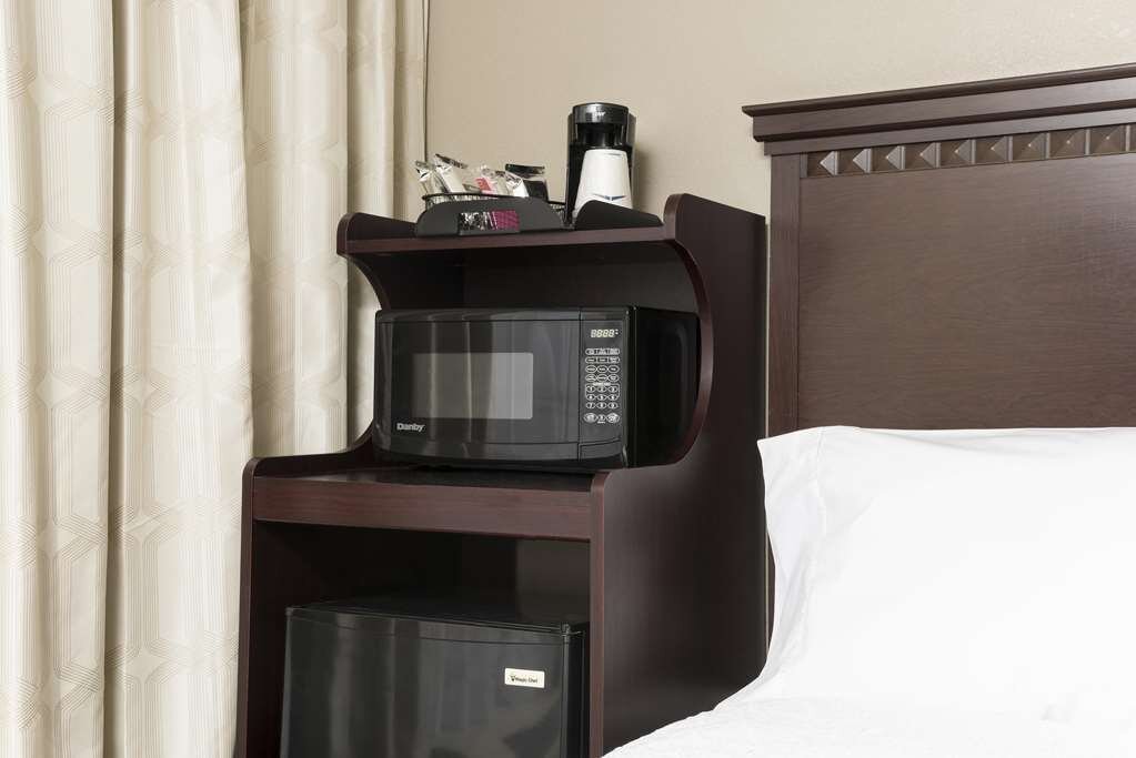 Hampton Inn & Suites Hartford-Manchester-官方