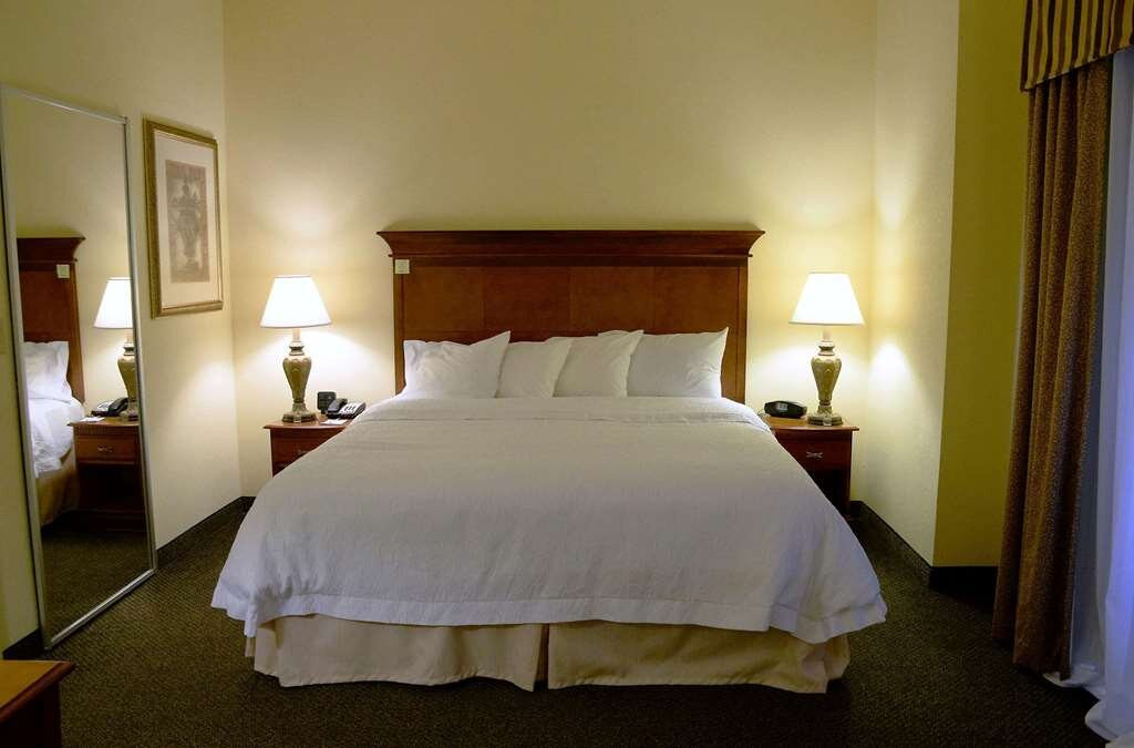 Hampton Inn & Suites Birmingham-Hoover-Galleria主图
