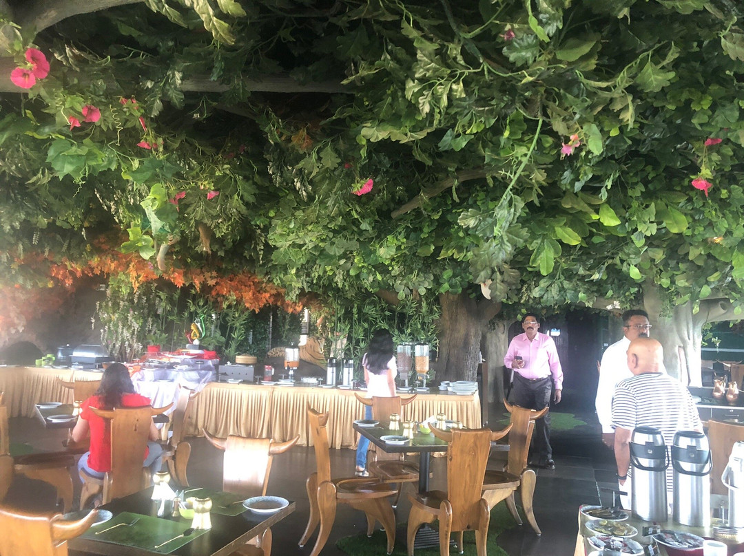 The President Hotel, Hubli主图