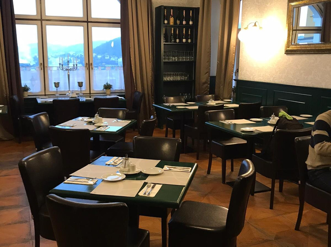 Vetruse Hotel & Restaurant主图