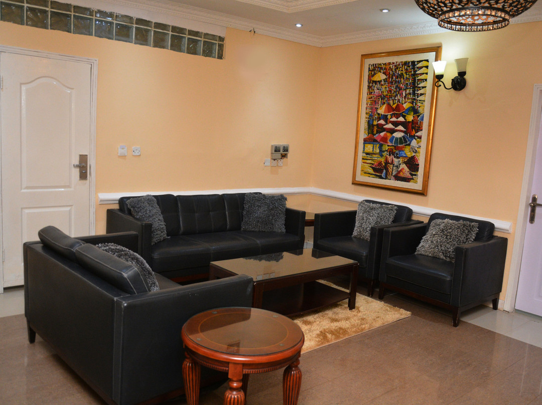 Aishar Residence