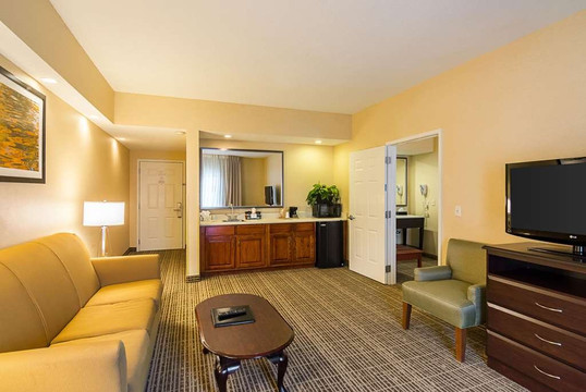 Quality Inn Crestview Near Eglin AFB主图