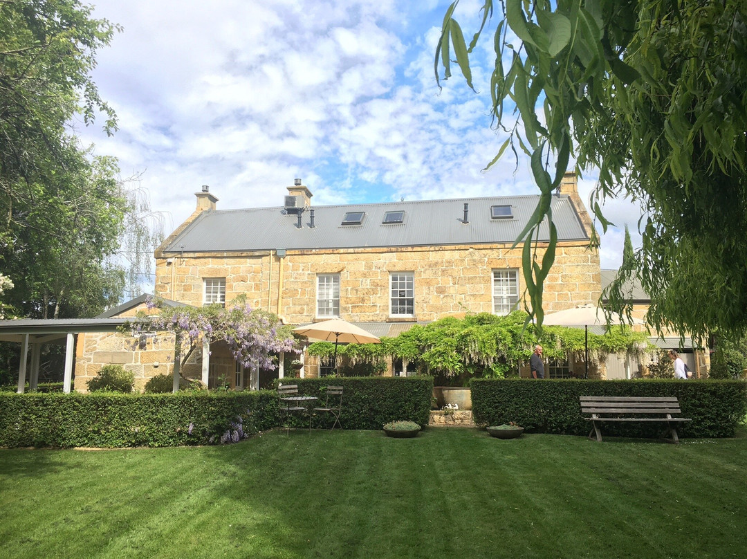 Red Feather Inn主图