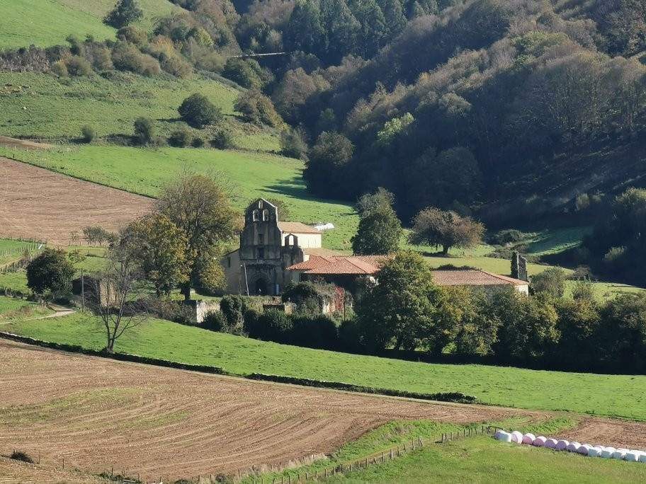 Monasterio de Santa María la Real de Obona-Tineo必去景点
