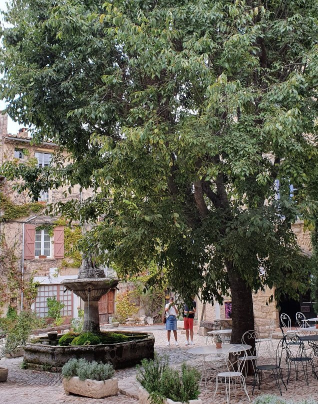 Eglise Notre-Dame de Pitié-Saignon必去景点