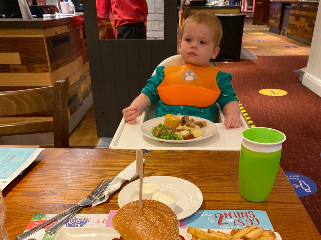 Brewers Fayre Cepen Park (切本哈姆)餐厅/美食点评 餐厅地址/餐厅电话/餐厅周边信息/餐厅推荐菜