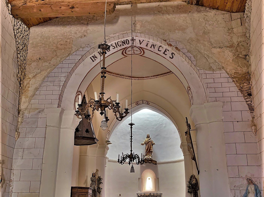 Église paroissiale de l’Exaltation de-la-Sainte-Croix景点图片