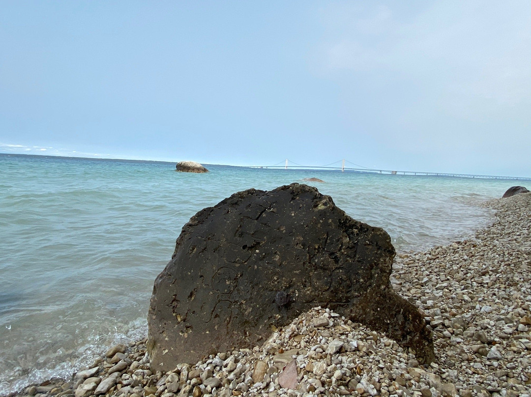 McGulpin Point Lighthouse & Historic Site景点图片