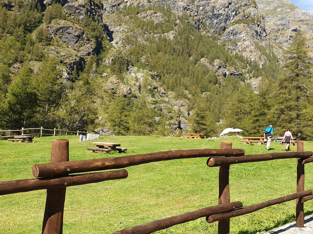 Area Pic Nic Eyo Colletesand景点图片