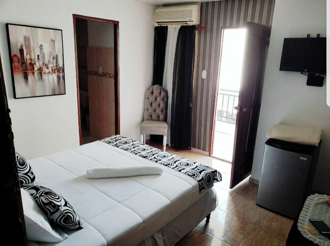 Hotel Caribani主图