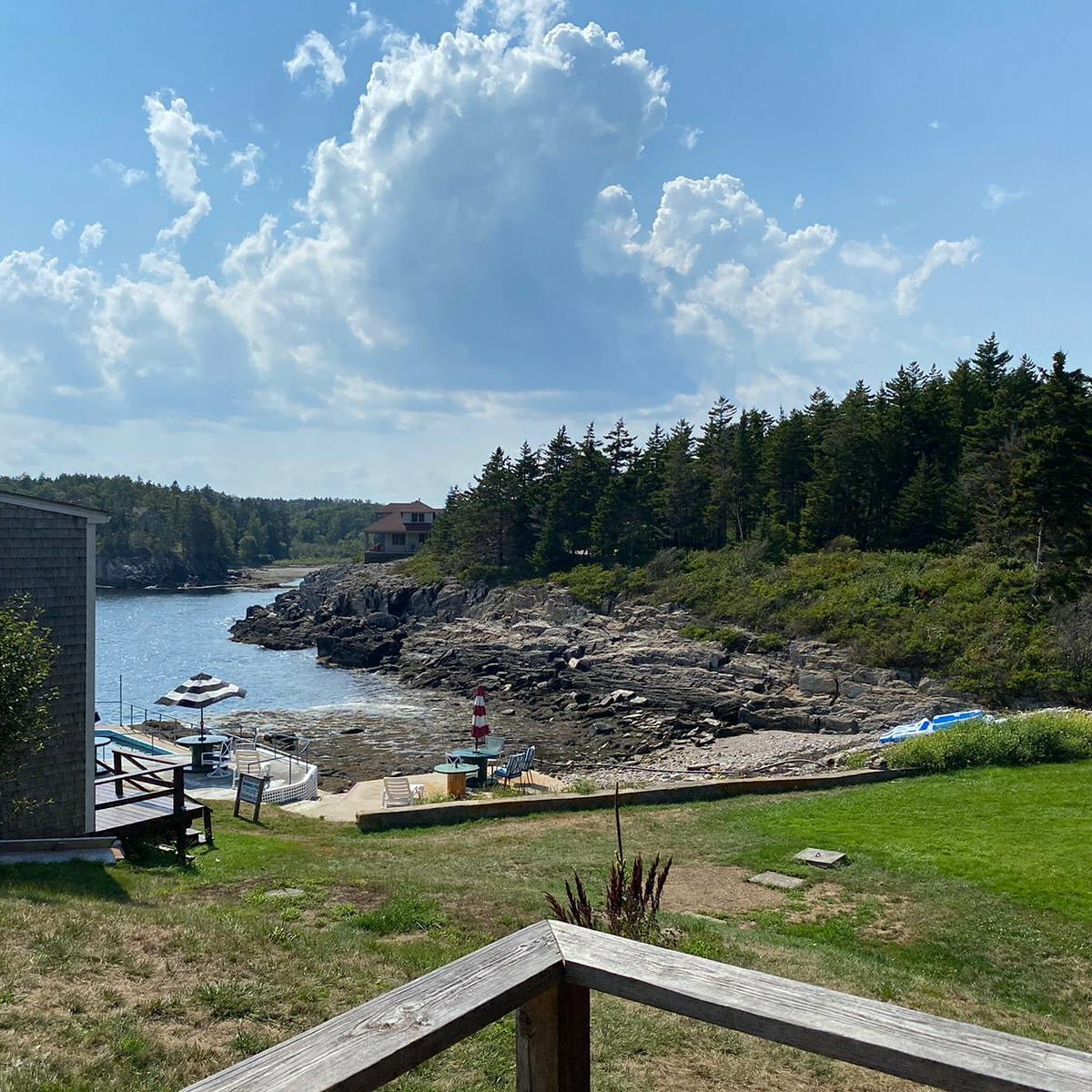 Driftwood Inn and Cottages-官方