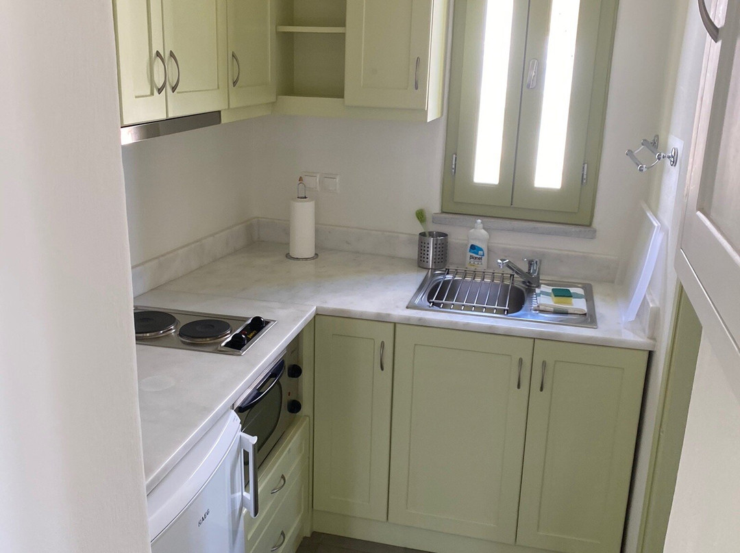 Crossroads Inn主图