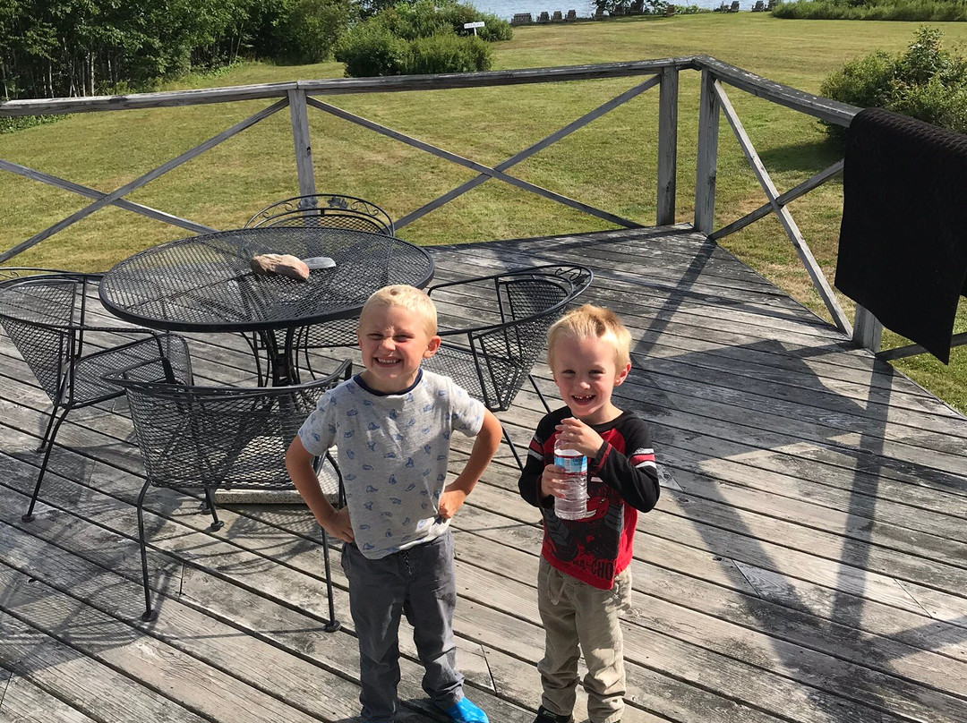 Fireside Inn & Suites Belfast主图