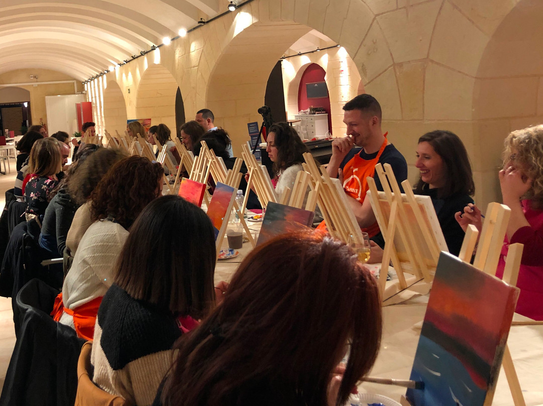 Sip and Paint Malta景点图片