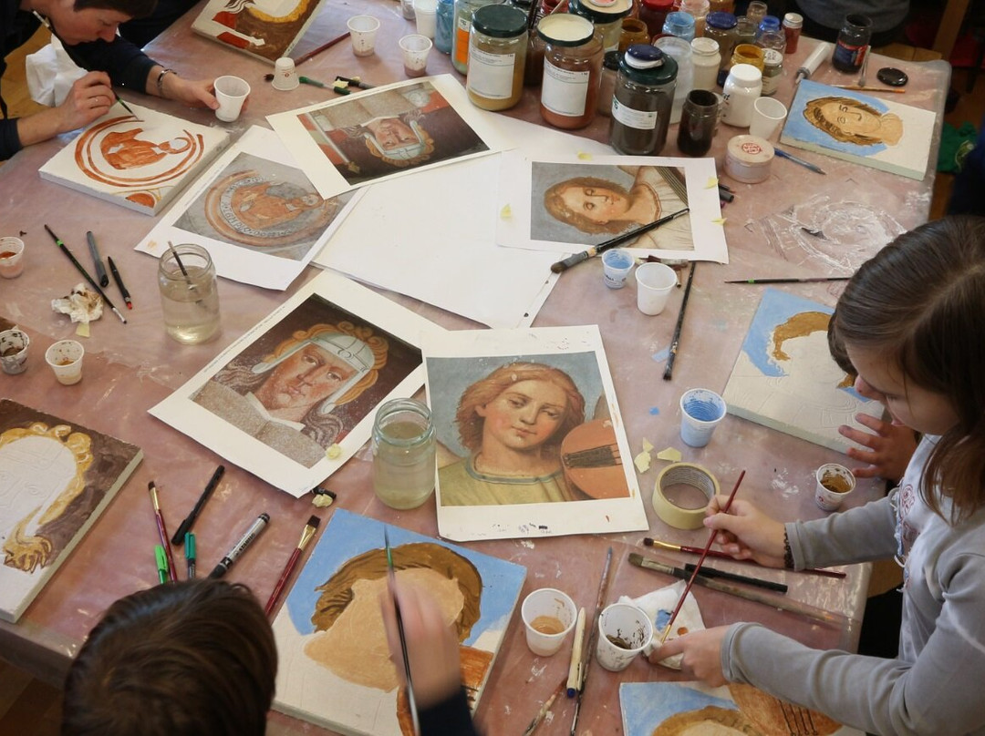 Restavratorsko Sentjost