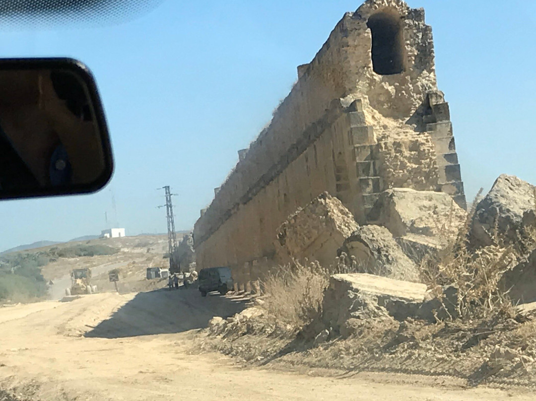 L'aqueduc de Zaghouan-Zaghouan必去景点