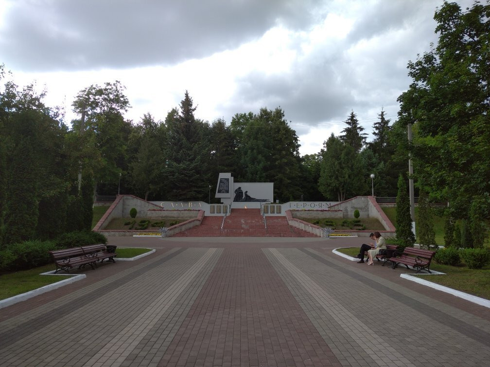 Pinsk City Park of Culture and Rest named after  Red Banner Dnieper Flotilla-Pinsk必去景点