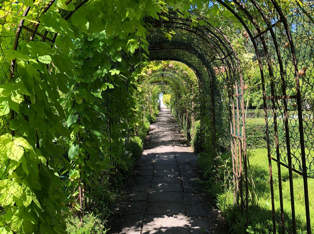 Arboretum des Grandes Bruyeres-Ingrannes必去景点