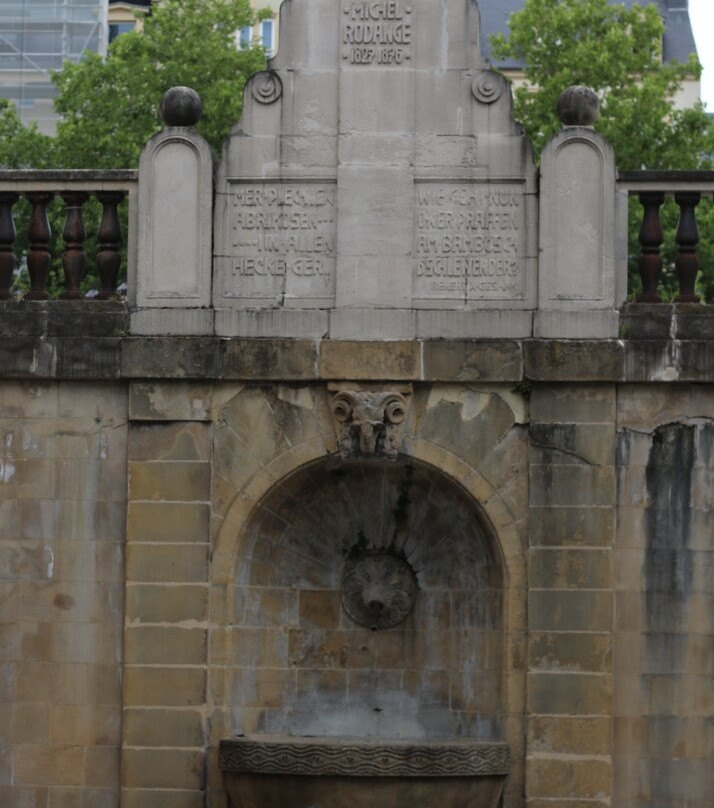 Monument to Michel Rodange-卢森堡城必去景点