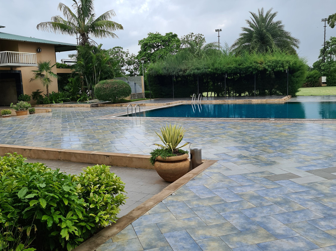 Aarohi Starz Club主图