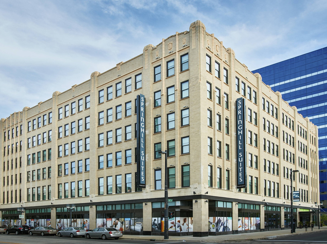 SpringHill Suites by Marriott Milwaukee Downtown主图