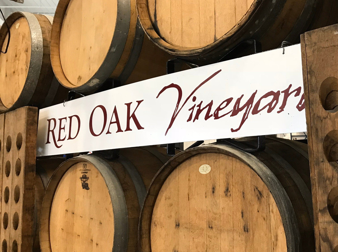 Red Oak Winery-斯特金贝必去景点