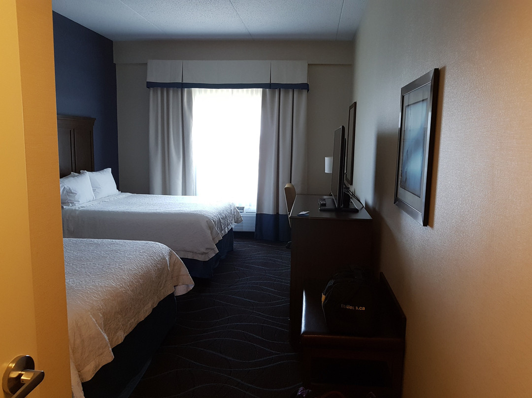 Hampton Inn by Hilton Ottawa Airport主图