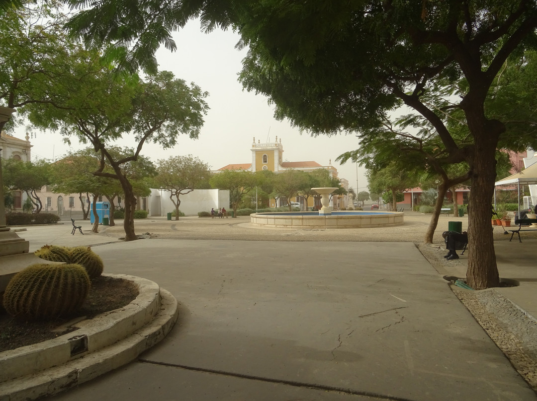 Praca Alexandre Albuquerque-培亚必去景点