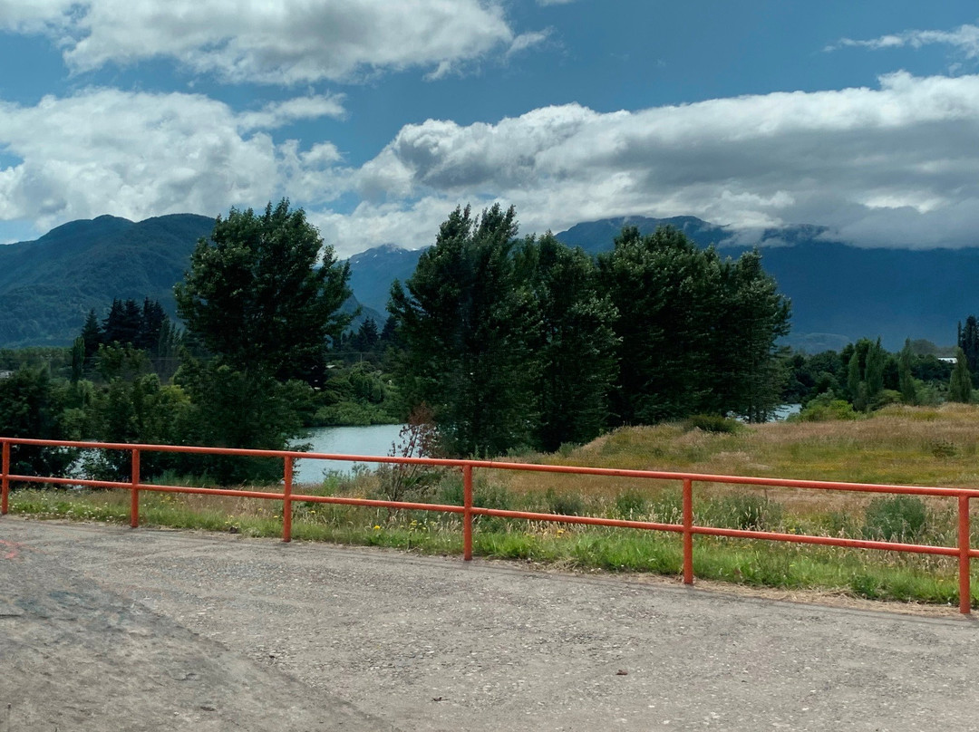 Presidente Ibanez Bridge-Puerto Aisen必去景点