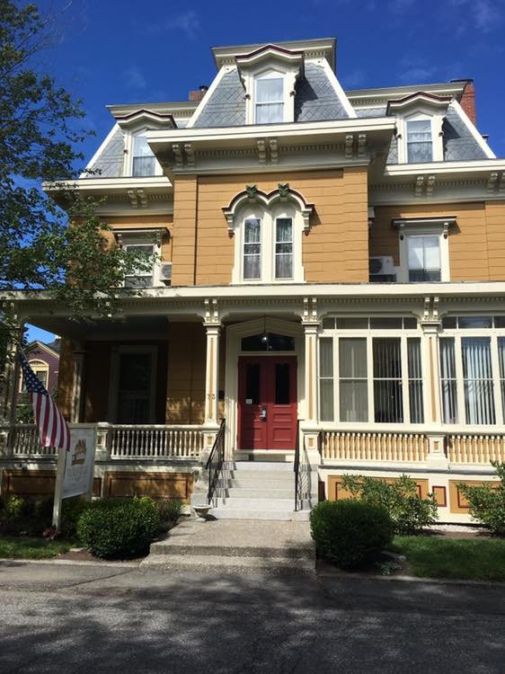 Rockland Talbot House And Hotel主图