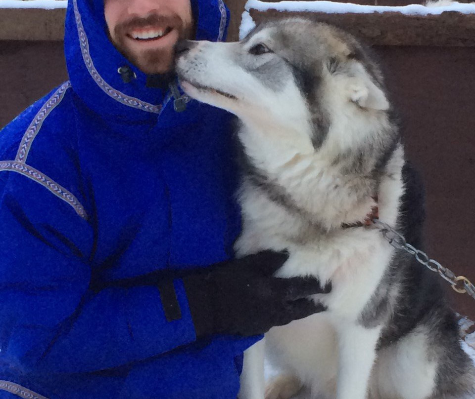 Wintergreen Dogsled Day Trips-伊利必去景点