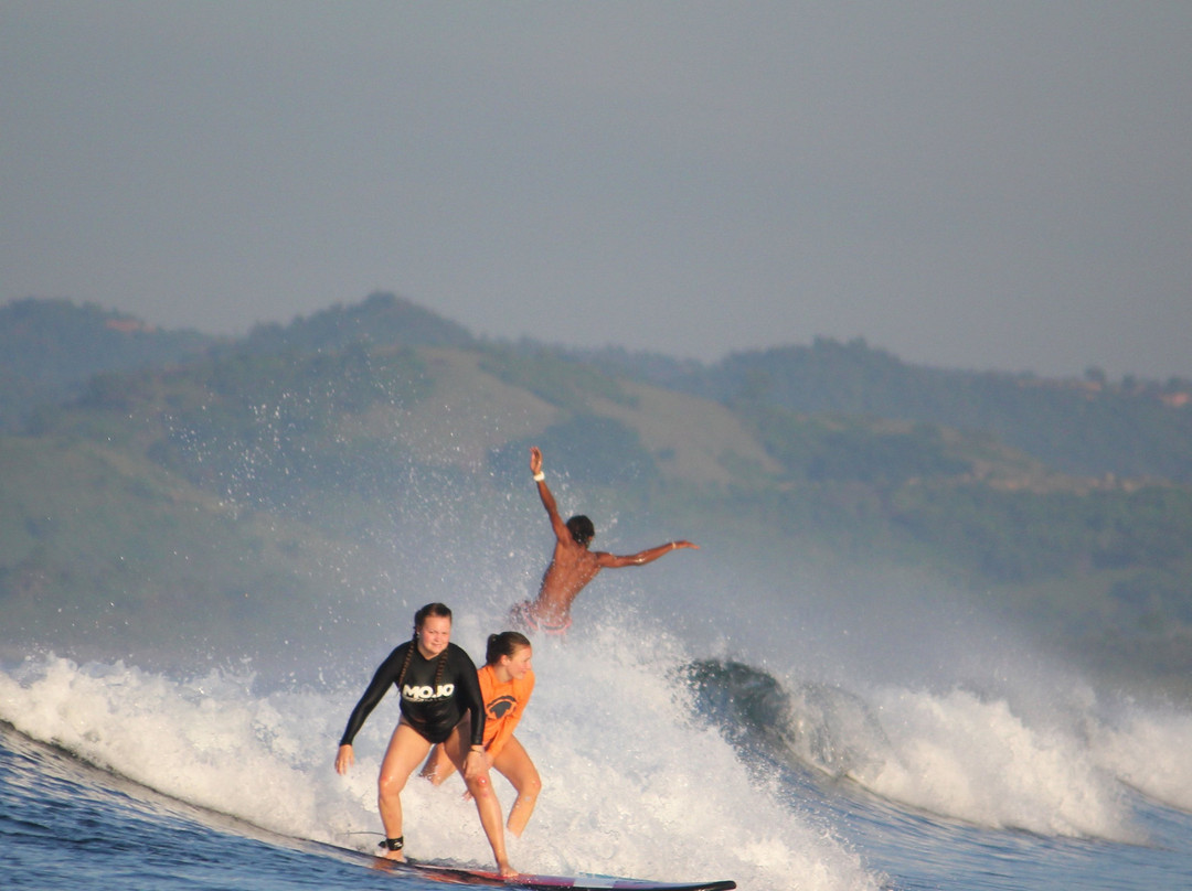 Monkey Surf Shop & School景点图片