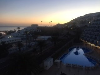 瑞佛利集团酒店主图