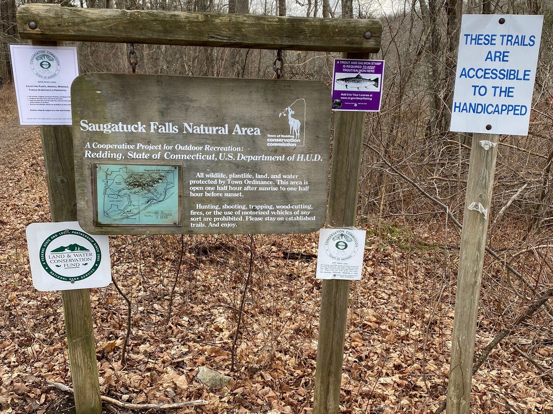 Saugatuck Falls Natural Area-Redding必去景点