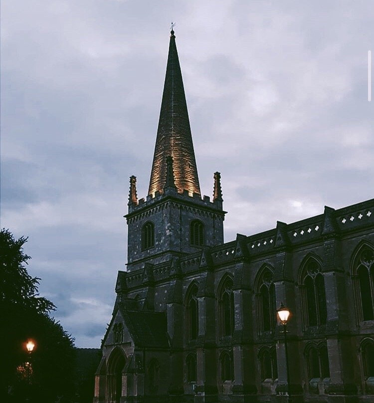 St Peter and St Paul's Church景点图片