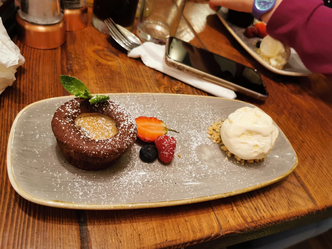 The Ship Hotel主图