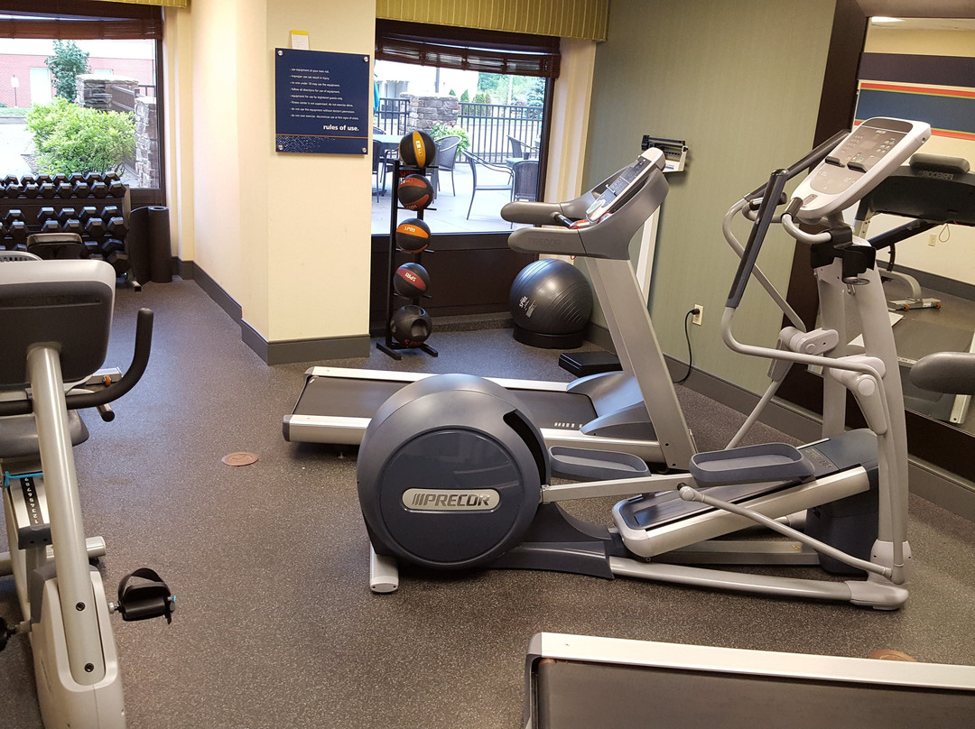 Hampton Inn & Suites Canton主图