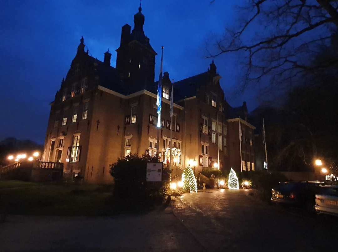 沙丘与克劳德堡庄园主图