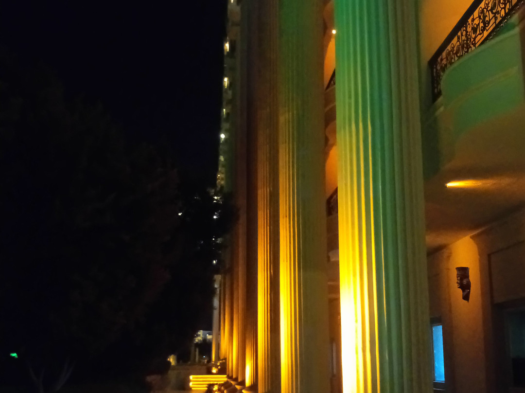 Dariush Grand Hotel主图