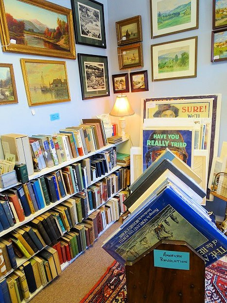 Walden Street Antiques-康科德必去景点