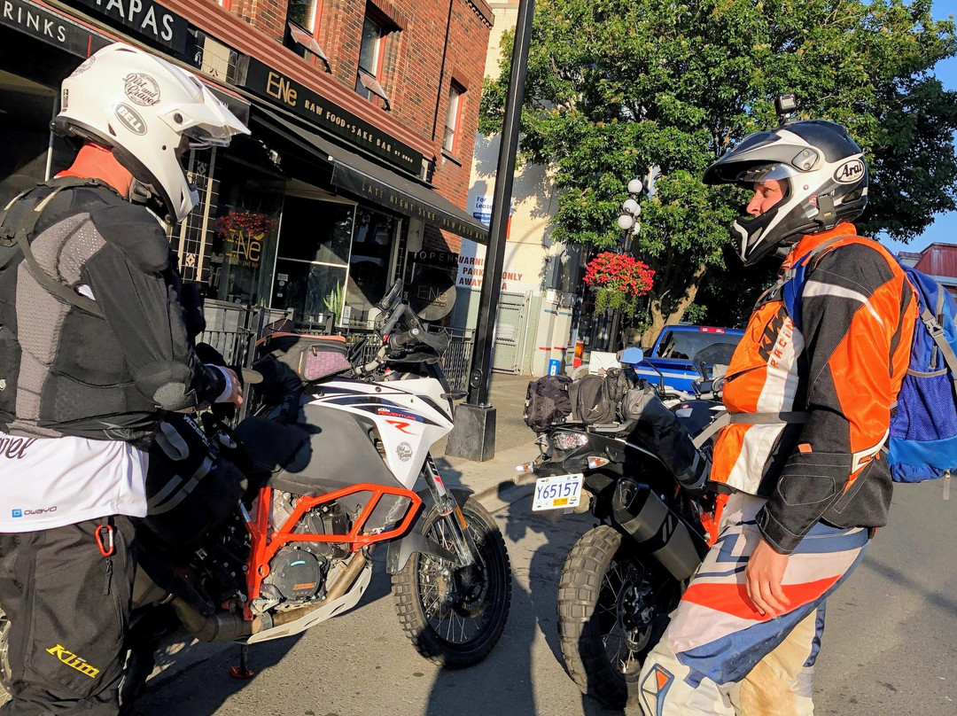 Dirt and Gravel Motorcycle Adventures景点图片
