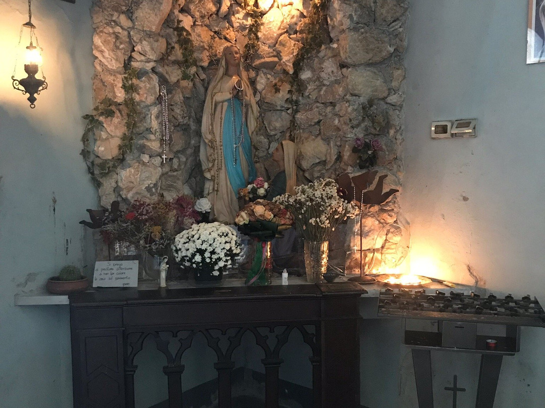 Chiesa Santa Maria Stella-卡马约雷必去景点