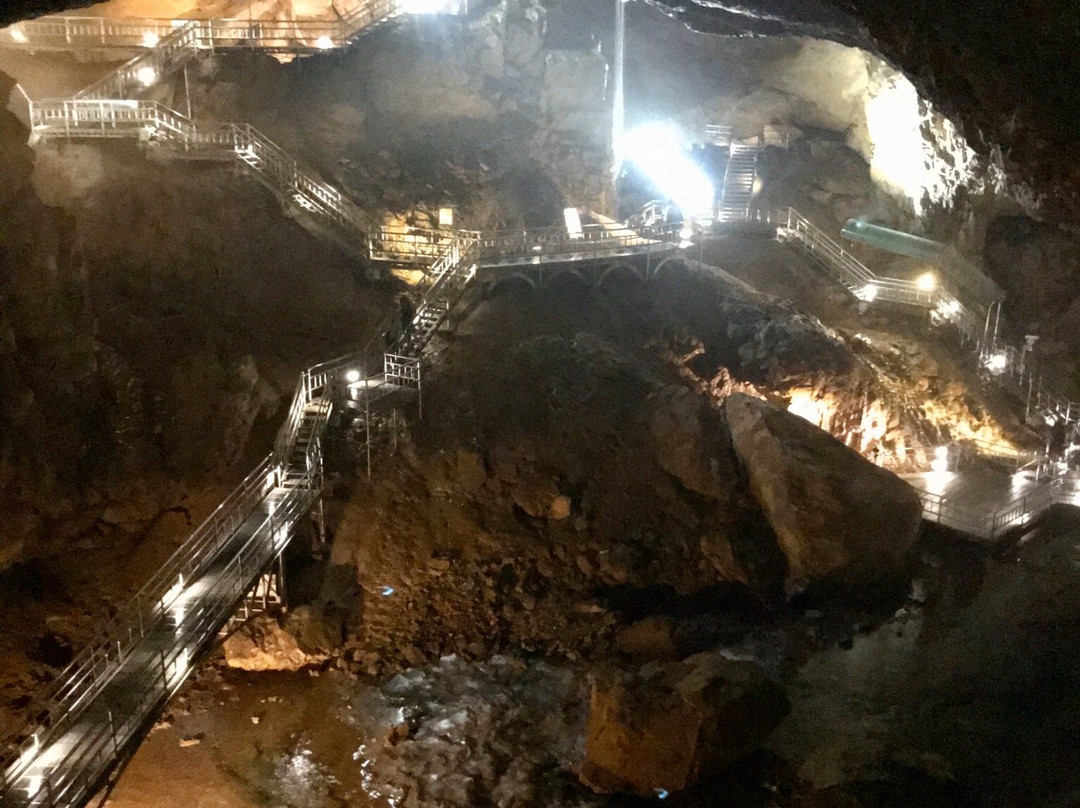 Hwanseongul Cave景点图片