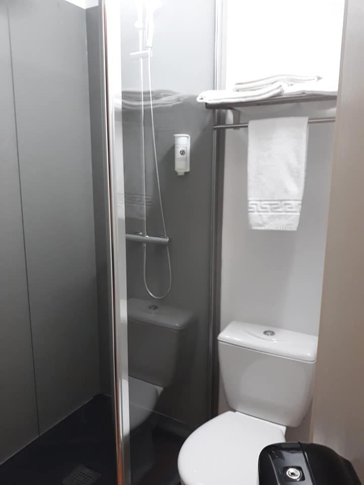 Brit Hotel Tours Nord-浴室