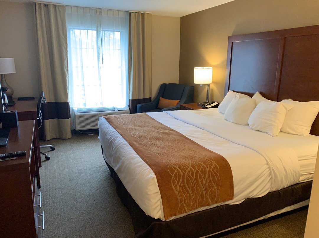 机场凯富酒店主图