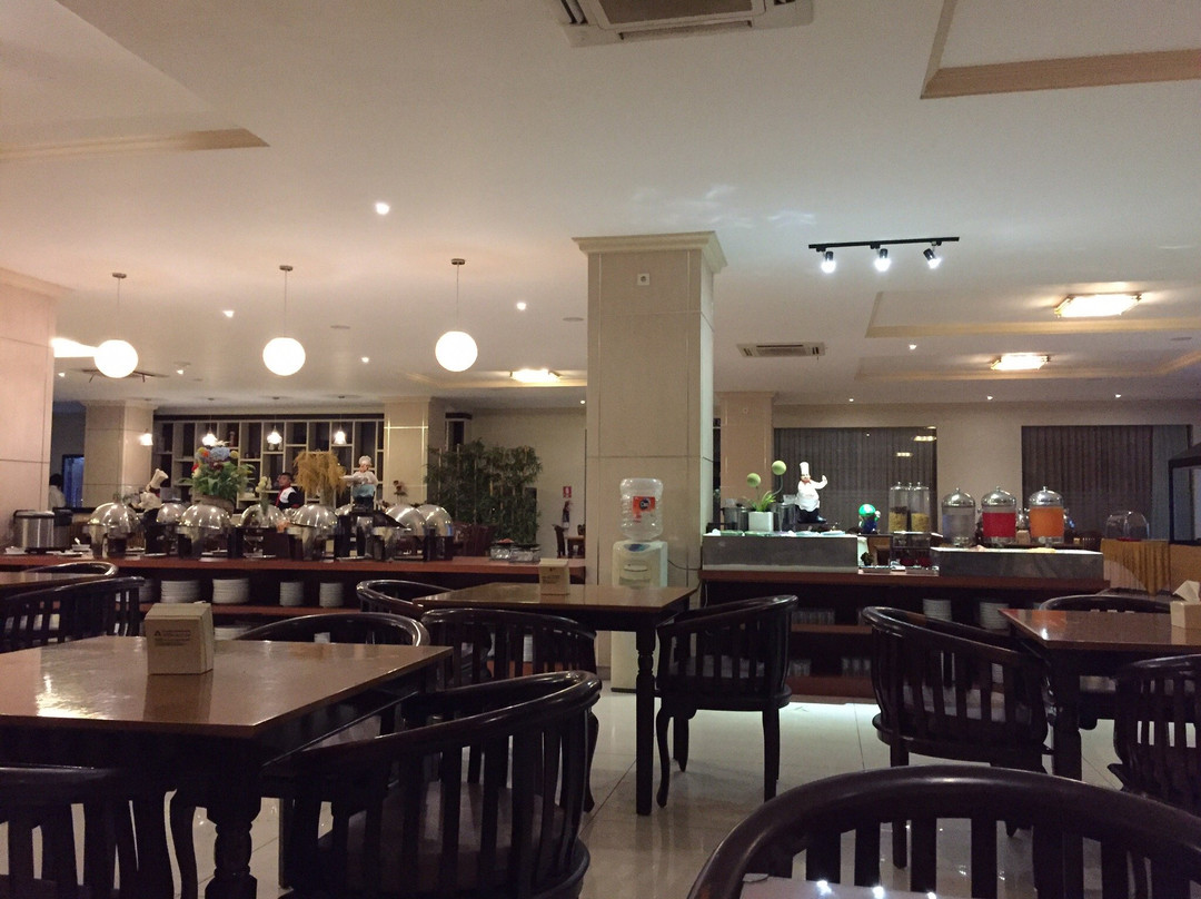 普里印达酒店主图