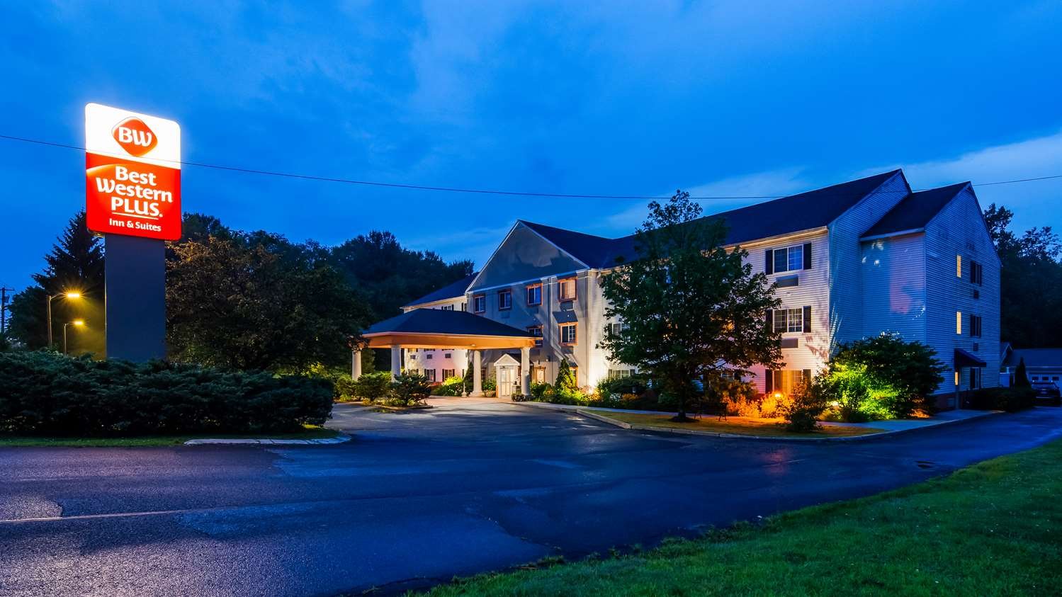 Best Western Plus Berkshire Hills Inn & Suites-官方